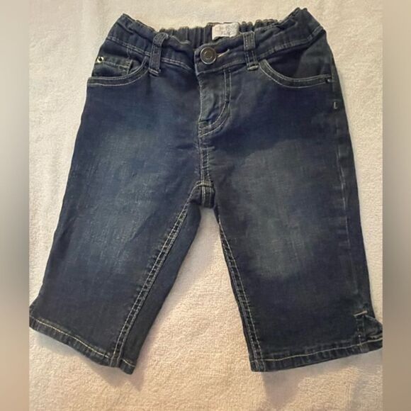 Size 8 The Children’s Place 5-pocket medium wash blue denim Bermuda shorts - Picture 1 of 12